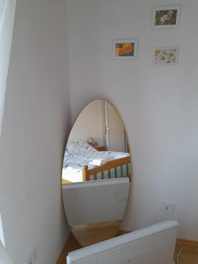 Apartment Lona *